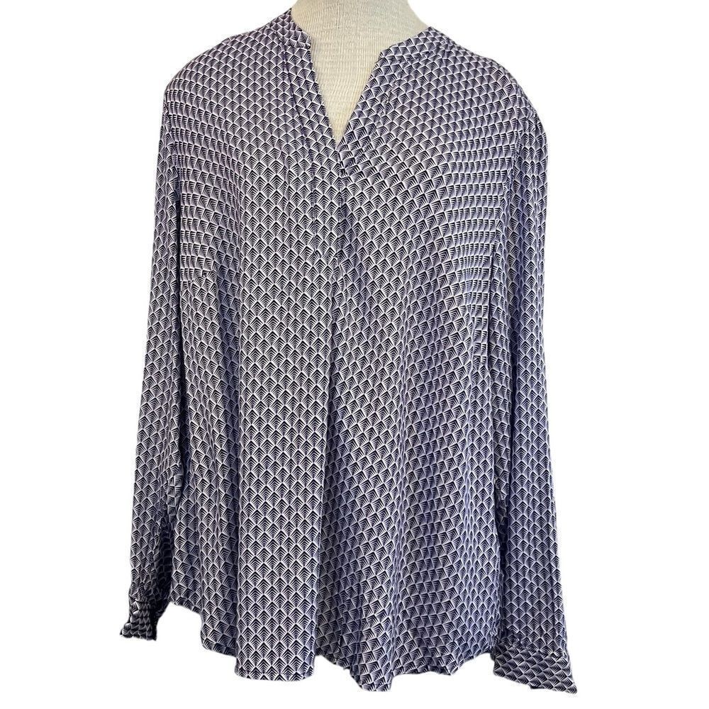 NWT Dalia Collection purple black and white long sleeve v neck blouse size 1x